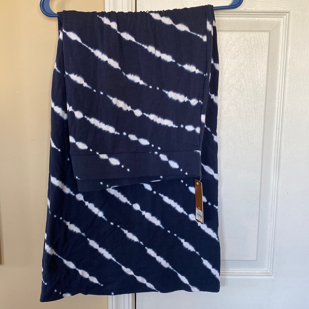New w tags on Sonoma maxi skirt size 2x blue/white design